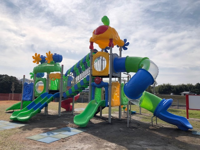 Direct Sale Outdoor Playground Equipment For Kids Plastic Slide Set With Competitive And High Qualit 3